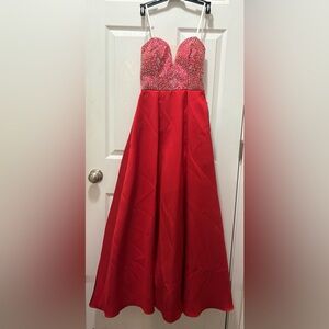NWT SAY YES TO THE PROM Embellished Red Strapless Dress Juniors 5/6 w/Pockets